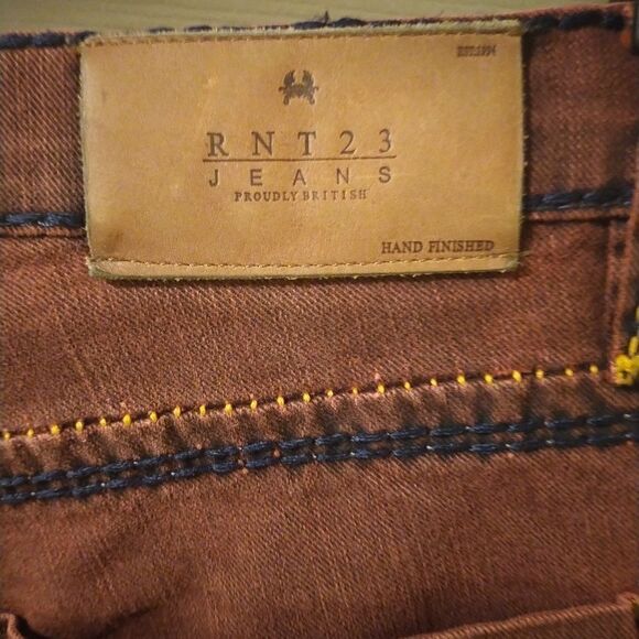 RNT 23 maroon button fly relaxed jeans with exaggerated stitching size 34 - Picture 8 of 11